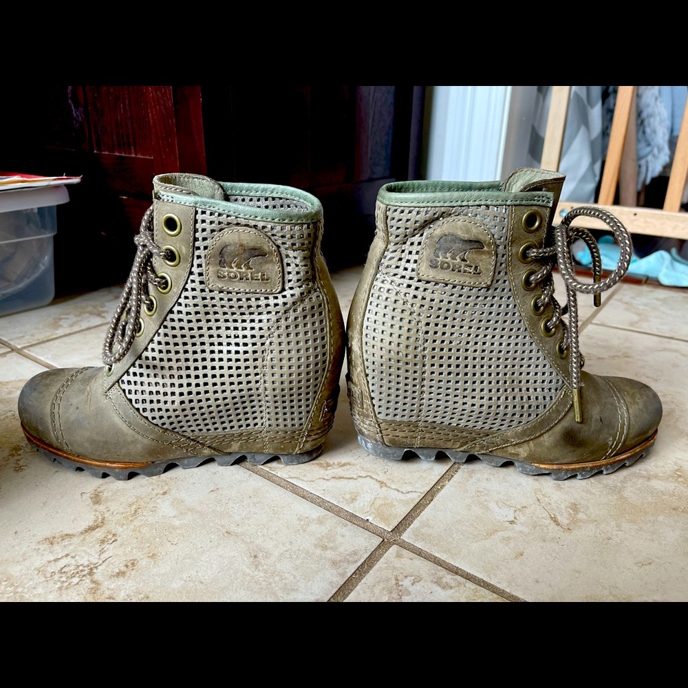 Sorel 1964 Wedges